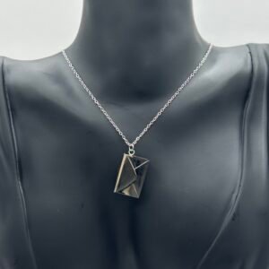 Collier Ora