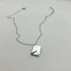 Collier Ora